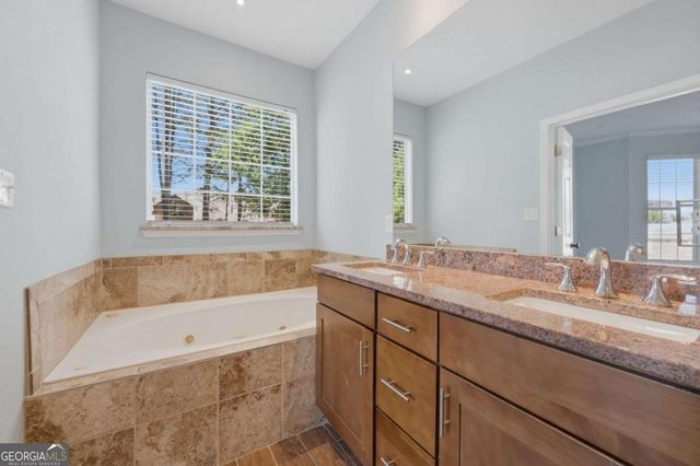 200 NE Renaissance Parkway NE 304, Atlanta, GA 30308