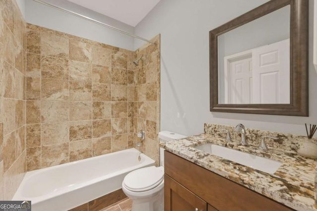 200 NE Renaissance Parkway NE 304, Atlanta, GA 30308