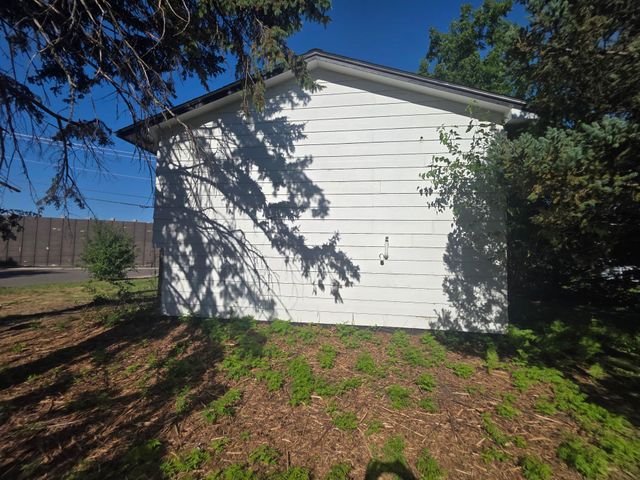 6908 64th Avenue N, Brooklyn Park, MN 55428