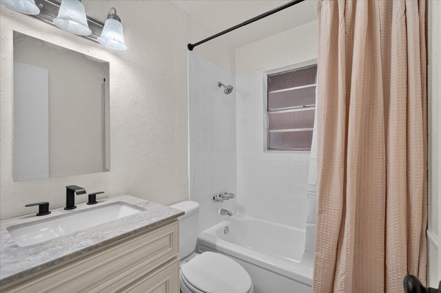 1018 Jardin Drive, Mesquite, TX 75149
