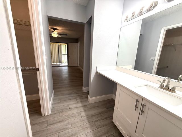 802 Constitution Dr 802D, Homestead, FL 33034