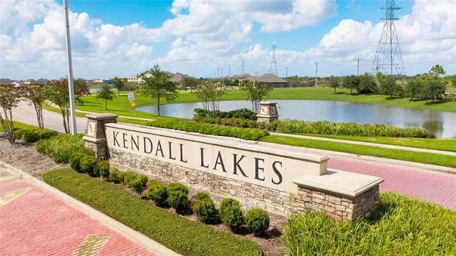 4702 Alluvial Circle, Alvin, TX 77511
