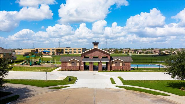 4702 Alluvial Circle, Alvin, TX 77511