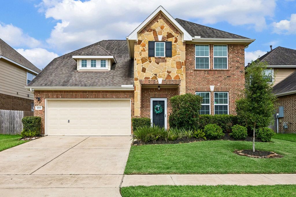 4702 Alluvial Circle, Alvin, TX 77511