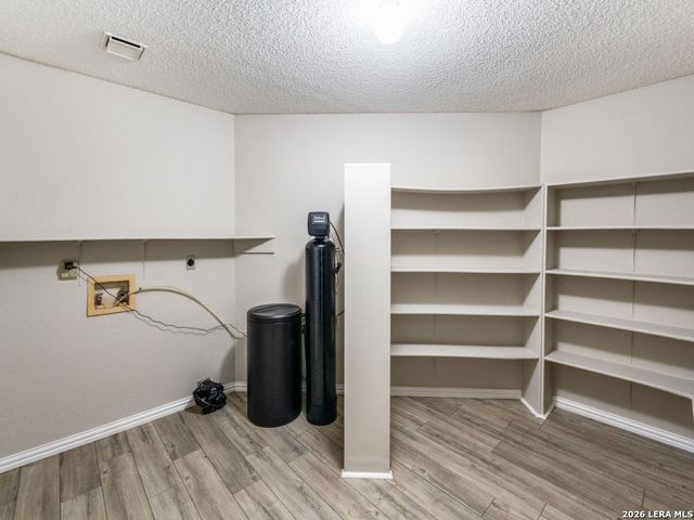 2410 Cedar Trace, San Antonio, TX 78232