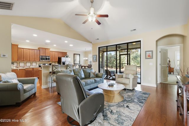 8257 Egret Pointe NE, Leland, NC 28451