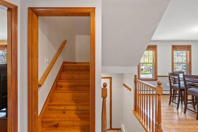 128 Beech St, Tewksbury, MA 01876