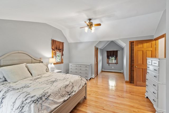 128 Beech St, Tewksbury, MA 01876