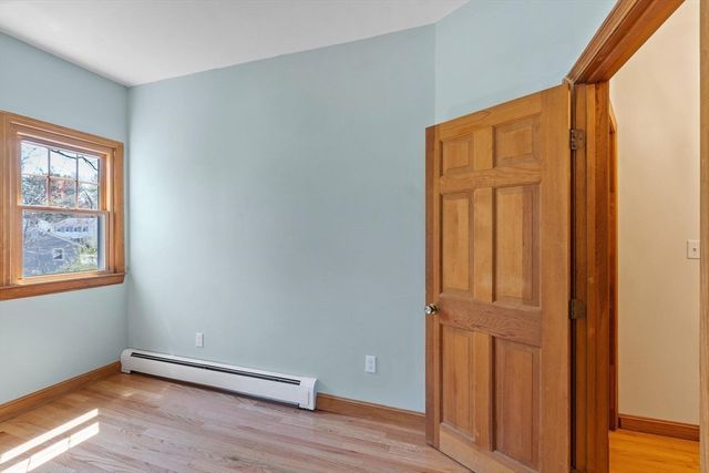 128 Beech St, Tewksbury, MA 01876