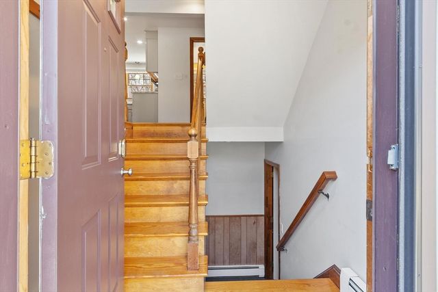 128 Beech St, Tewksbury, MA 01876