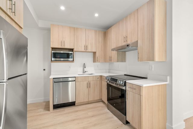 1151 Walnut 210, Newton, MA 02461