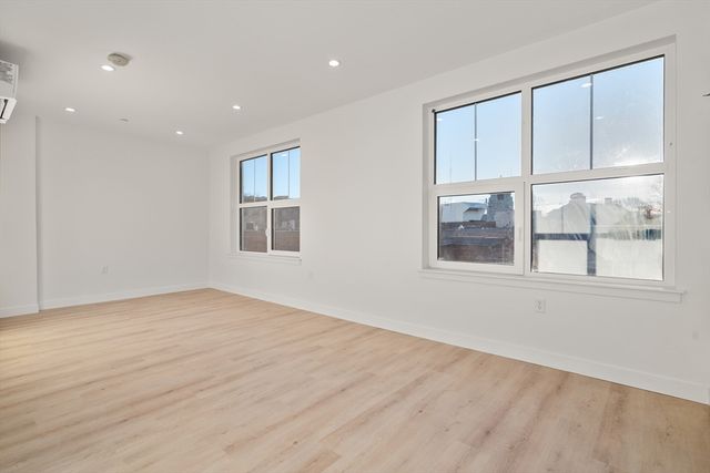 1151 Walnut 210, Newton, MA 02461