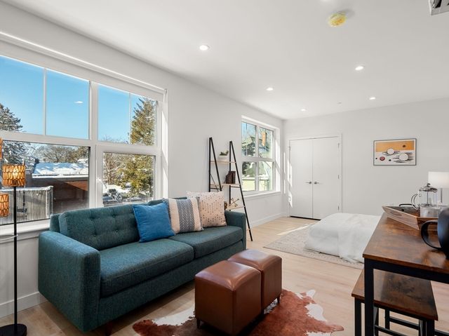 1151 Walnut 210, Newton, MA 02461