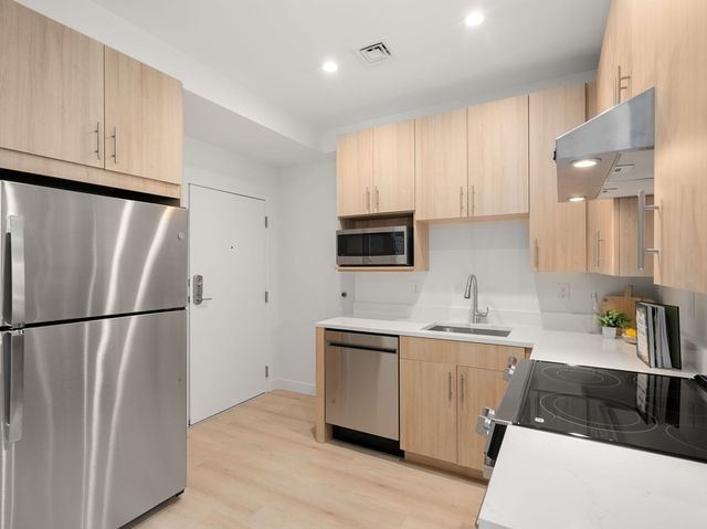 1151 Walnut 210, Newton, MA 02461