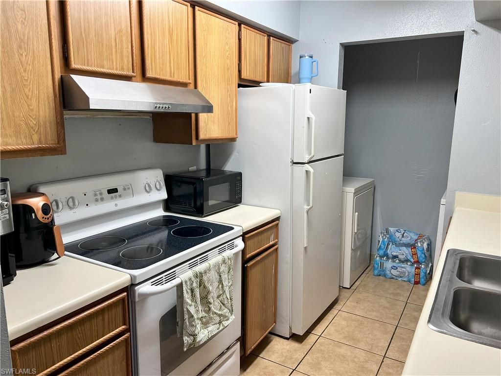 2875 Winkler AVE 517, FORT MYERS, FL 33916 — photo 2