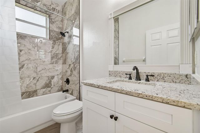 3311 STONEBRIDGE TRAIL, Valrico, FL 33596