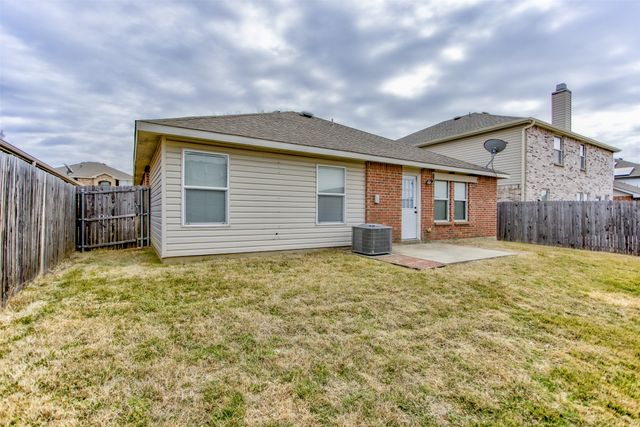 7445 Sienna Ridge Lane, Fort Worth, TX 76131