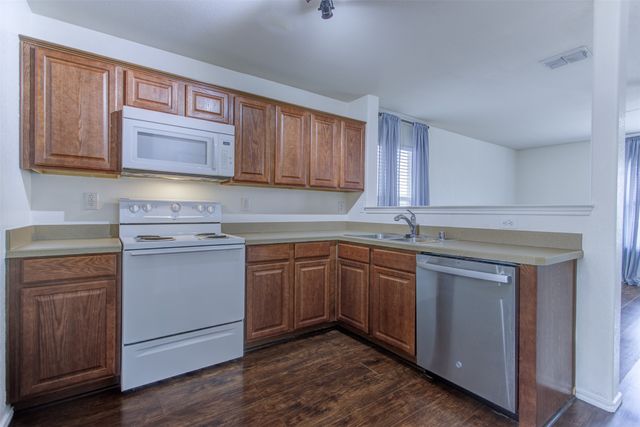 7445 Sienna Ridge Lane, Fort Worth, TX 76131