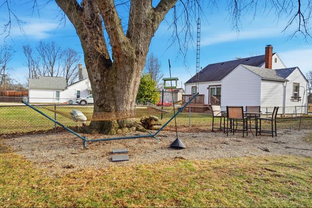 598 N Market Street 598 N Market Street, Troy, OH 45373