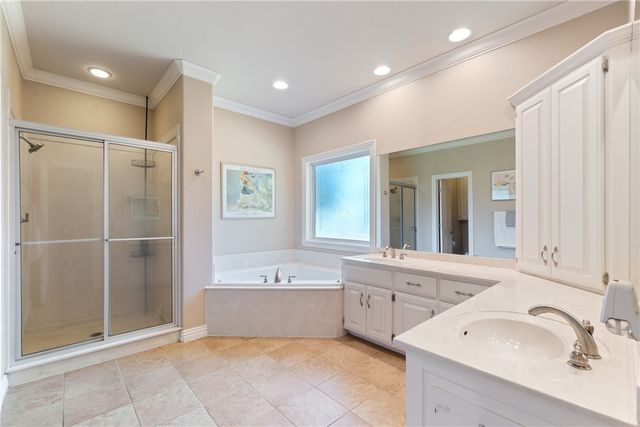 13708 Crazy Horse Drive, Rogers, AR 72758