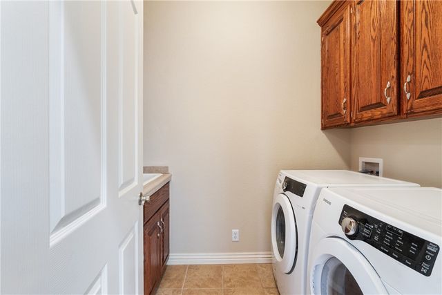 13708 Crazy Horse Drive, Rogers, AR 72758