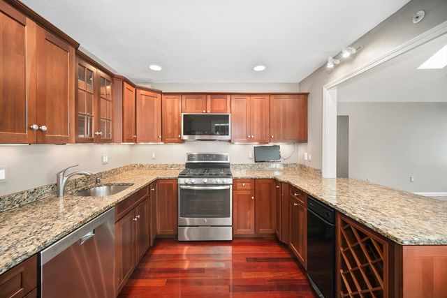 58 Village Drive 58, Quincy, MA 02169