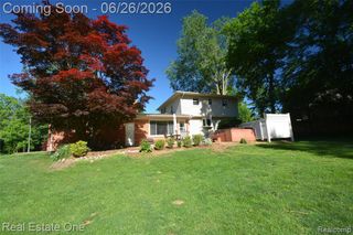 615 Willard Avenue, Rochester Hills, MI 48307