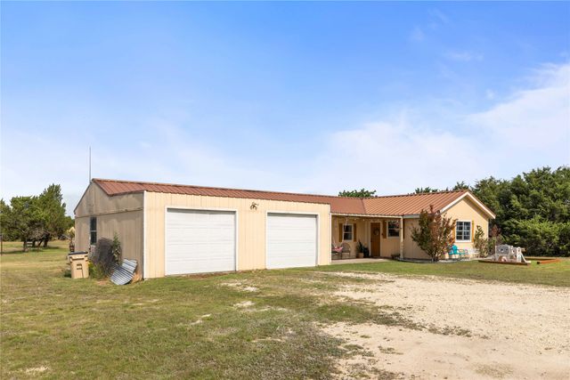 1400 Private Road 701, Stephenville, TX 76401