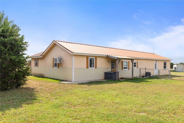1400 Private Road 701, Stephenville, TX 76401
