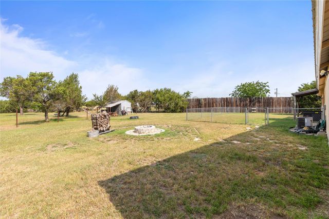 1400 Private Road 701, Stephenville, TX 76401