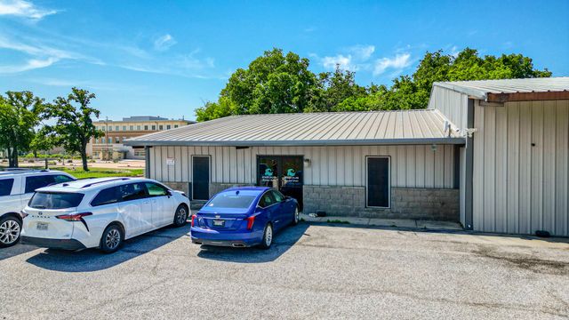 301 Center Court Drive, Bridgeport, TX 76426