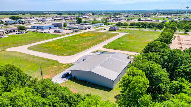 301 Center Court Drive, Bridgeport, TX 76426