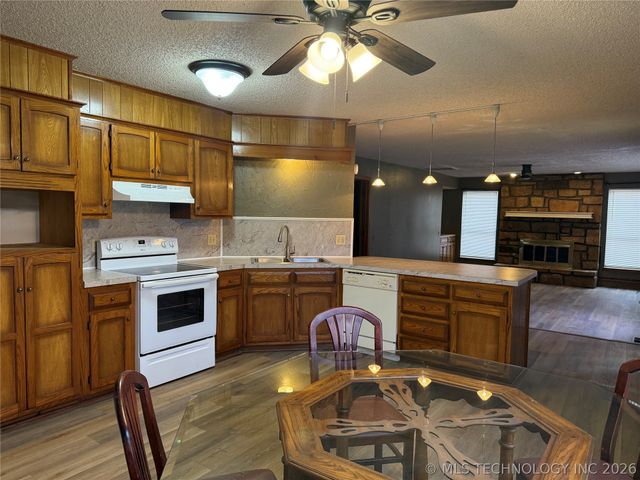2614 S Gardenia Avenue, Broken Arrow, OK 74012