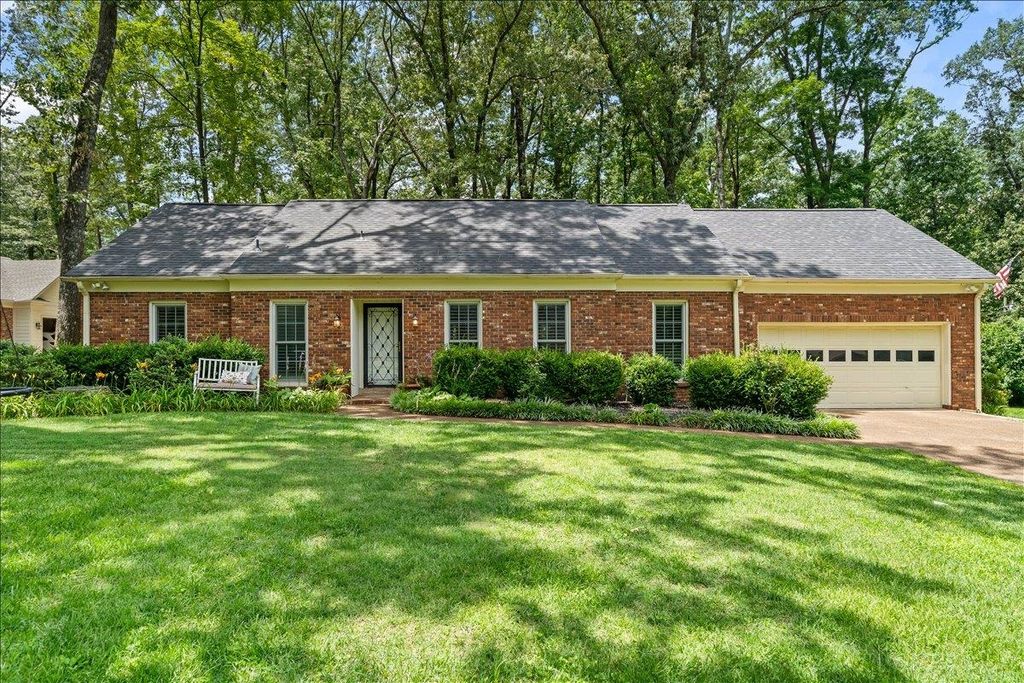 2173 LOCHLEVIN DR, Memphis, TN 38119