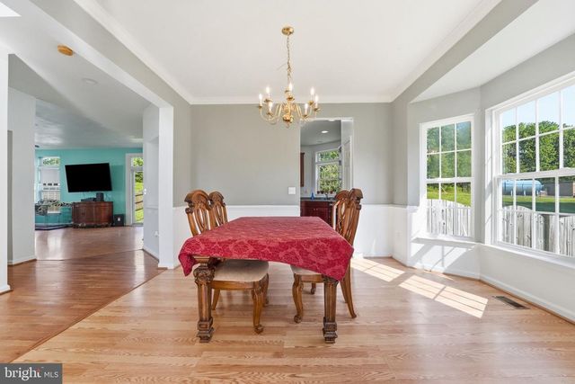 6678 CLARKES MEADOW DR, Bealeton, VA 22712