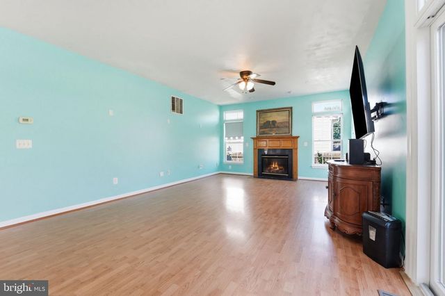6678 CLARKES MEADOW DR, Bealeton, VA 22712