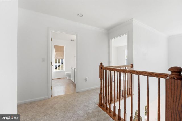 6678 CLARKES MEADOW DR, Bealeton, VA 22712