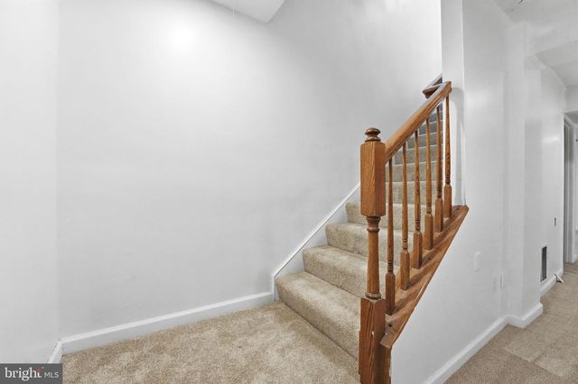 6678 CLARKES MEADOW DR, Bealeton, VA 22712
