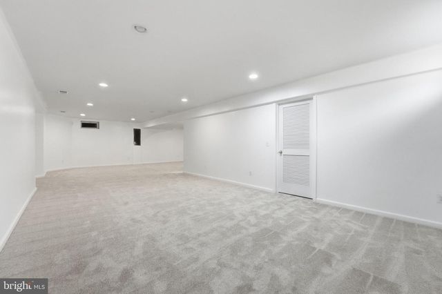6678 CLARKES MEADOW DR, Bealeton, VA 22712