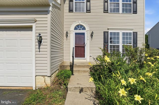 6678 CLARKES MEADOW DR, Bealeton, VA 22712