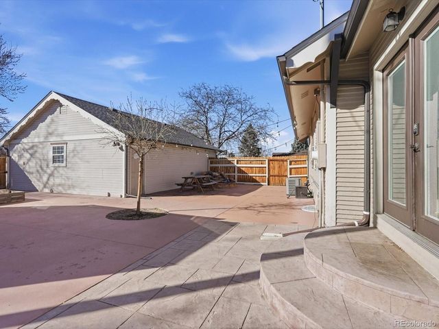 7800 W 38th Ave, Wheat Ridge, CO 80033