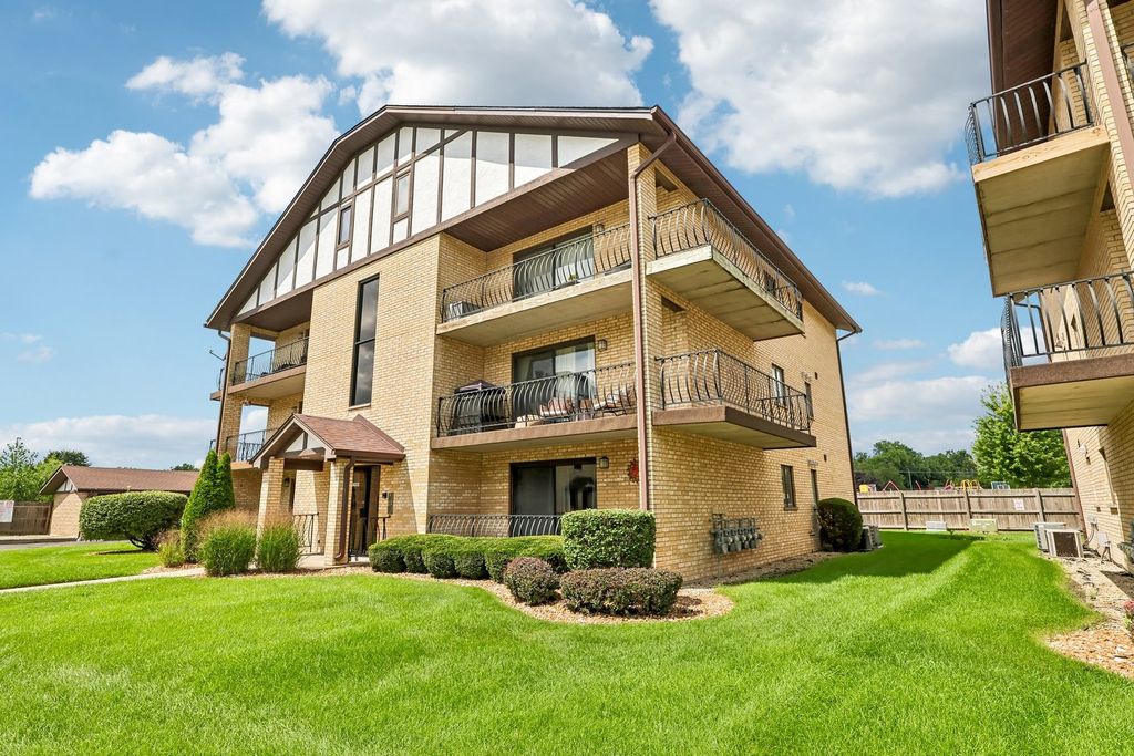 17940 Royal Oak Court 3W, Tinley Park, IL 60477