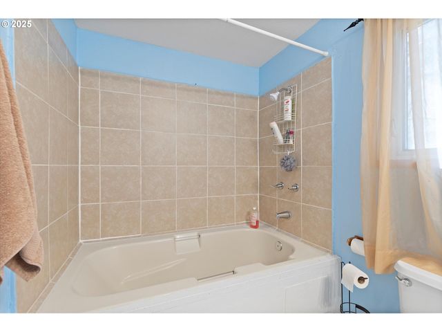 1436 S FUN RIVER Pl, Lincoln City, OR 97367