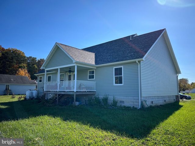 99 E CREEK RUN LOOP, Fort Ashby, WV 26719
