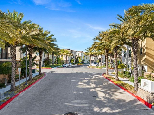 1549 Fig Tree Way, Oceanside, CA 92056