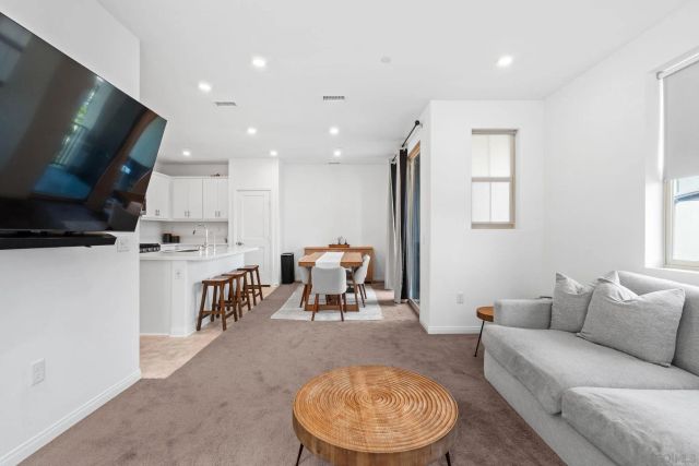 1549 Fig Tree Way, Oceanside, CA 92056