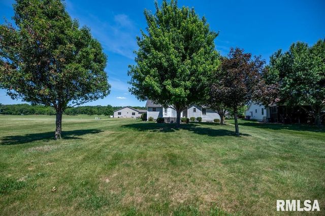 2425 DELAWARE Street, Pekin, IL 61554