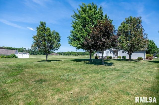 2425 DELAWARE Street, Pekin, IL 61554