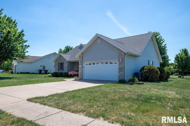 2425 DELAWARE Street, Pekin, IL 61554