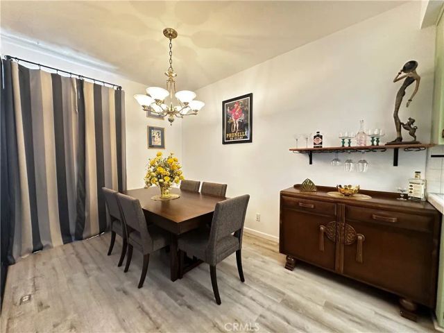 3200 W RIVERSIDE Drive M, Burbank, CA 91505
